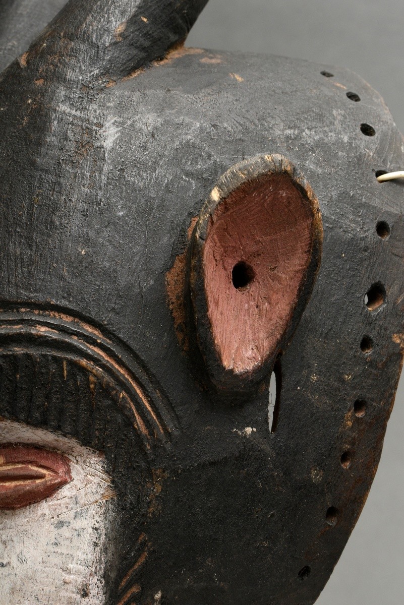 Ula Onu mask, Nigeria/ West Africa, probably 19th c., wood with periodically refreshed paint and ho - Image 4 of 15