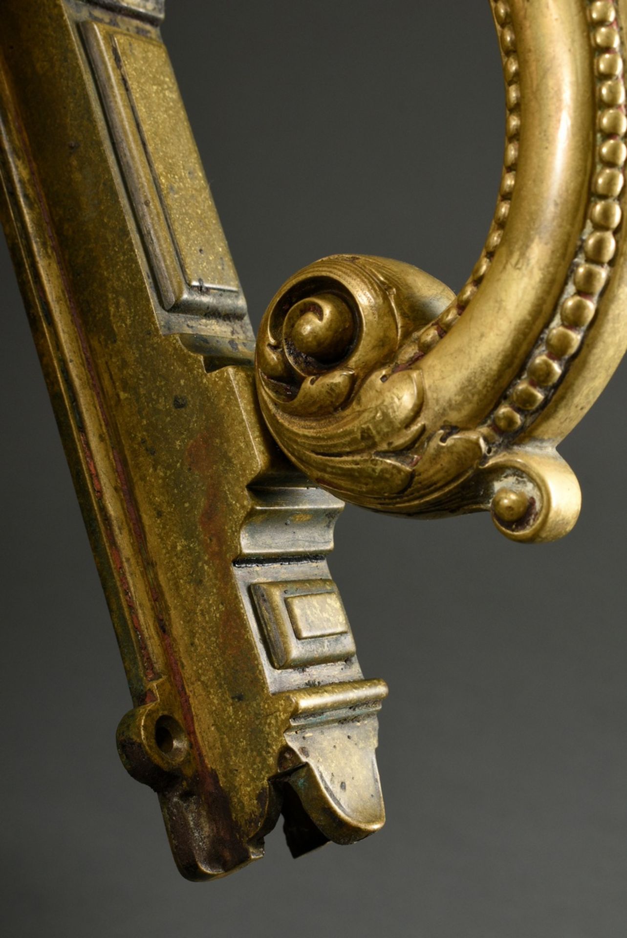 Heavy bronze handle with semi-plasticised Hamburg coat of arms, leaf volutes and rosettes, around 1 - Image 7 of 7