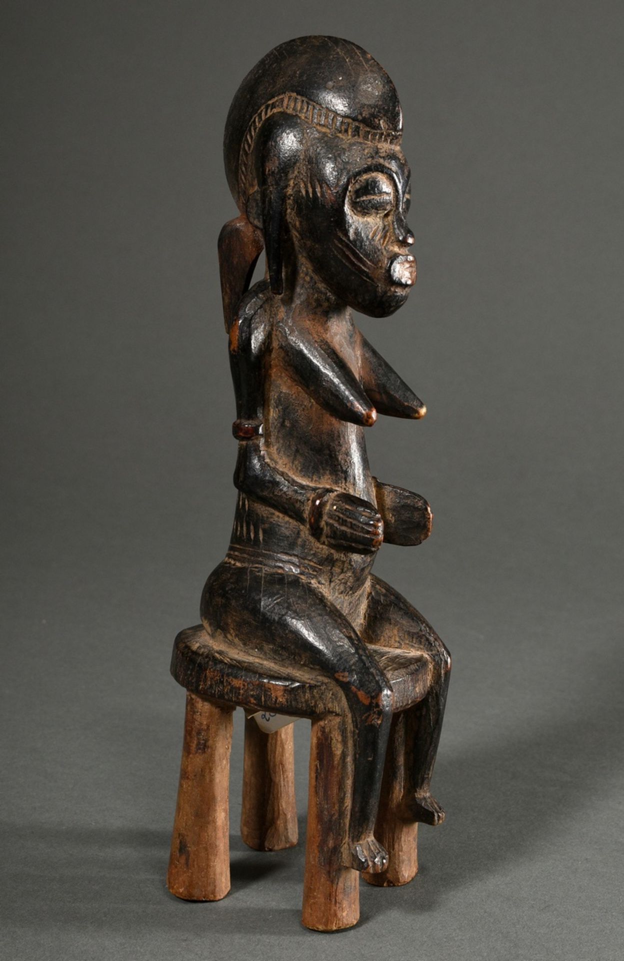 Kleine weibliche "Tugubele" Figur der Senufo, West Afrika/ Elfenbeinküste, 1. Hälfte 20.Jh., Frau a - Bild 2 aus 11