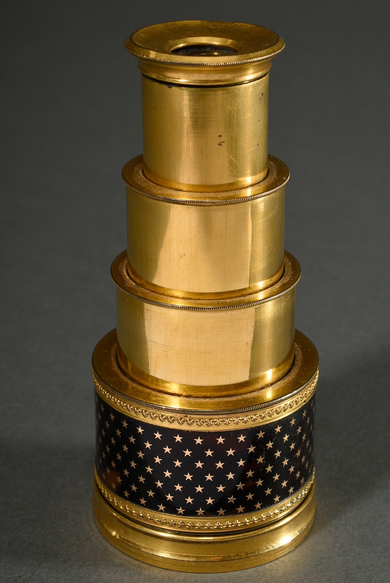 Monocular opera glasses with telescopic extension, gilt brass case with tortoiseshell cover and gol - Image 4 of 4