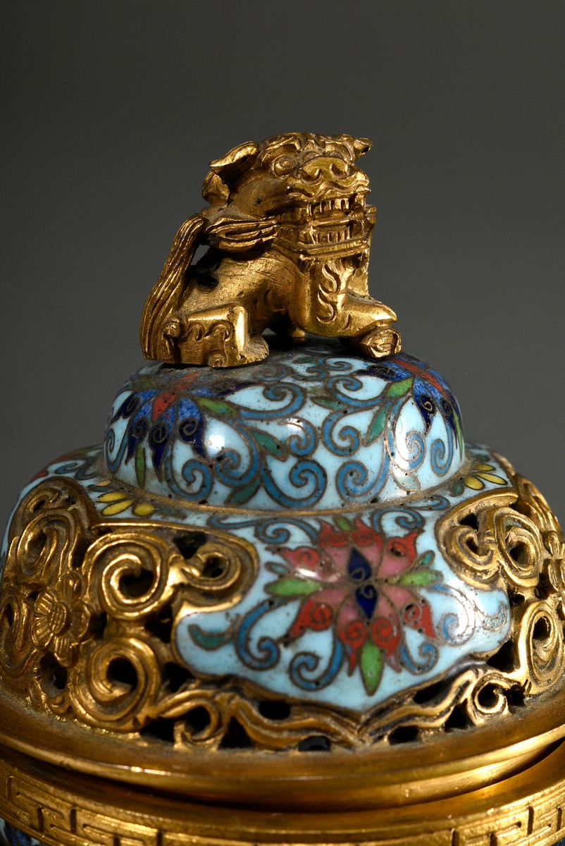 2-Piece altar set with fire-gilt sculptural dragons and mascarons on cloisonné body with dragon dep - Image 15 of 16
