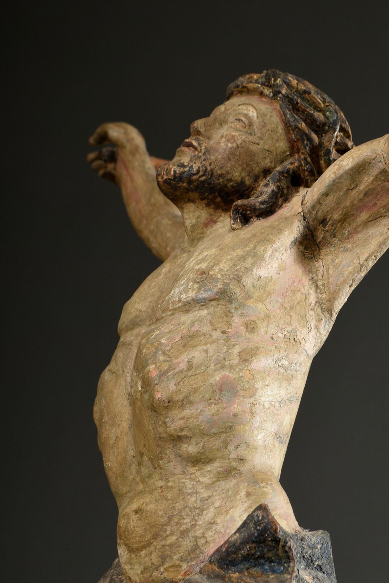Geschnitzter Corpus Christi im 3-Nagel-Typus mit weit nach oben gestreckten Armen und nach hinten g - Bild 10 aus 10