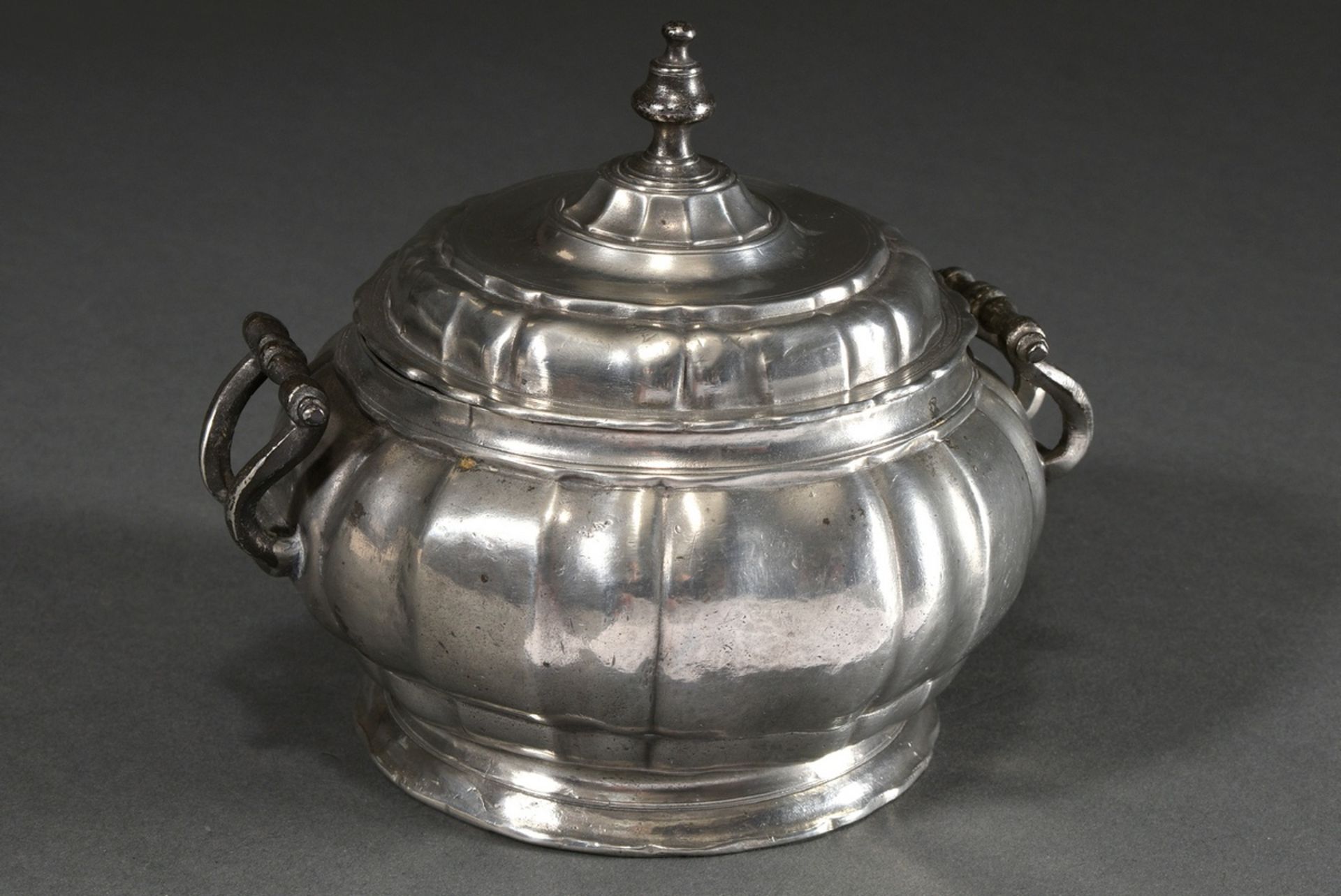 Pewter lidded bowl with straight lines and side handles, monogram ‘AF’ in foliage wreath, town mark - Image 2 of 5