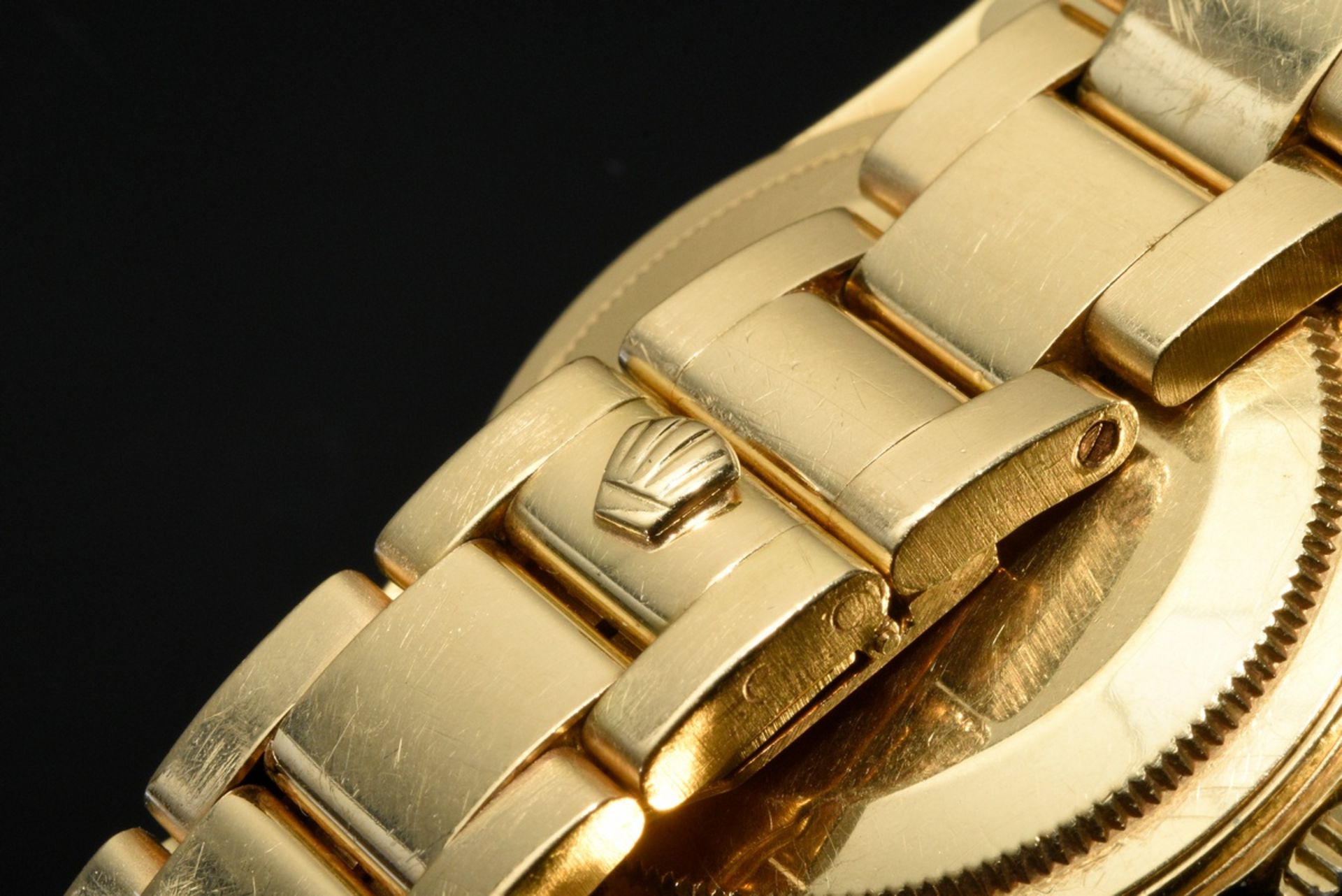 Yellow gold 750 Geneve wristwatch, automatic, line indices and Roman numerals, large second, day of - Image 4 of 6
