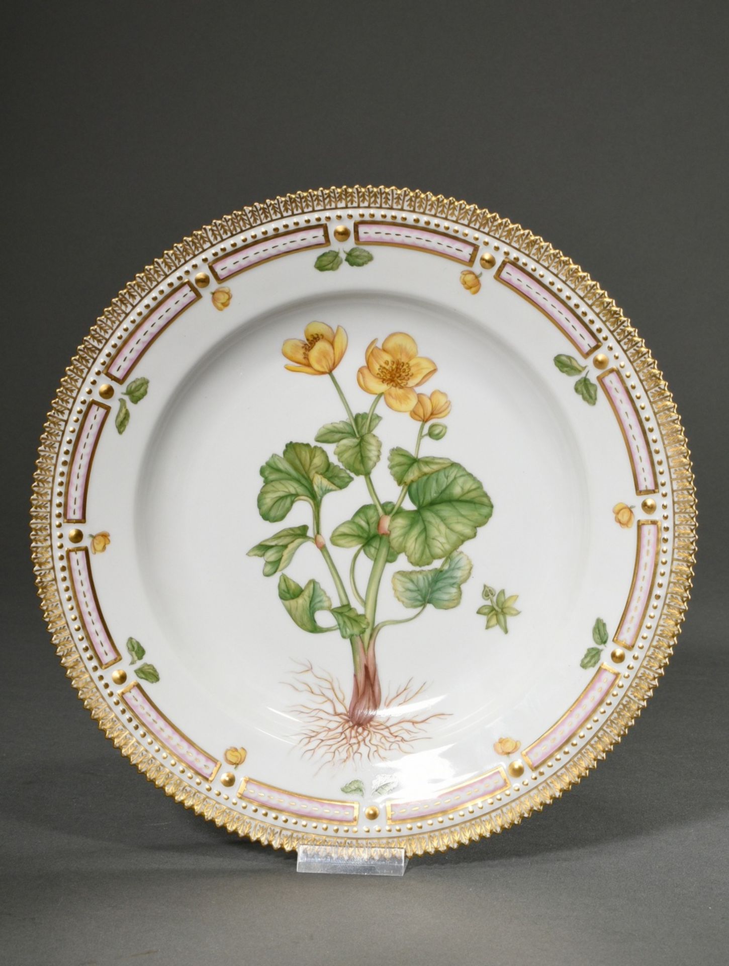 Royal Copenhagen "Flora Danica" dinner plate with polychrome painting in the mirror, gold staffage  - Image 5 of 6