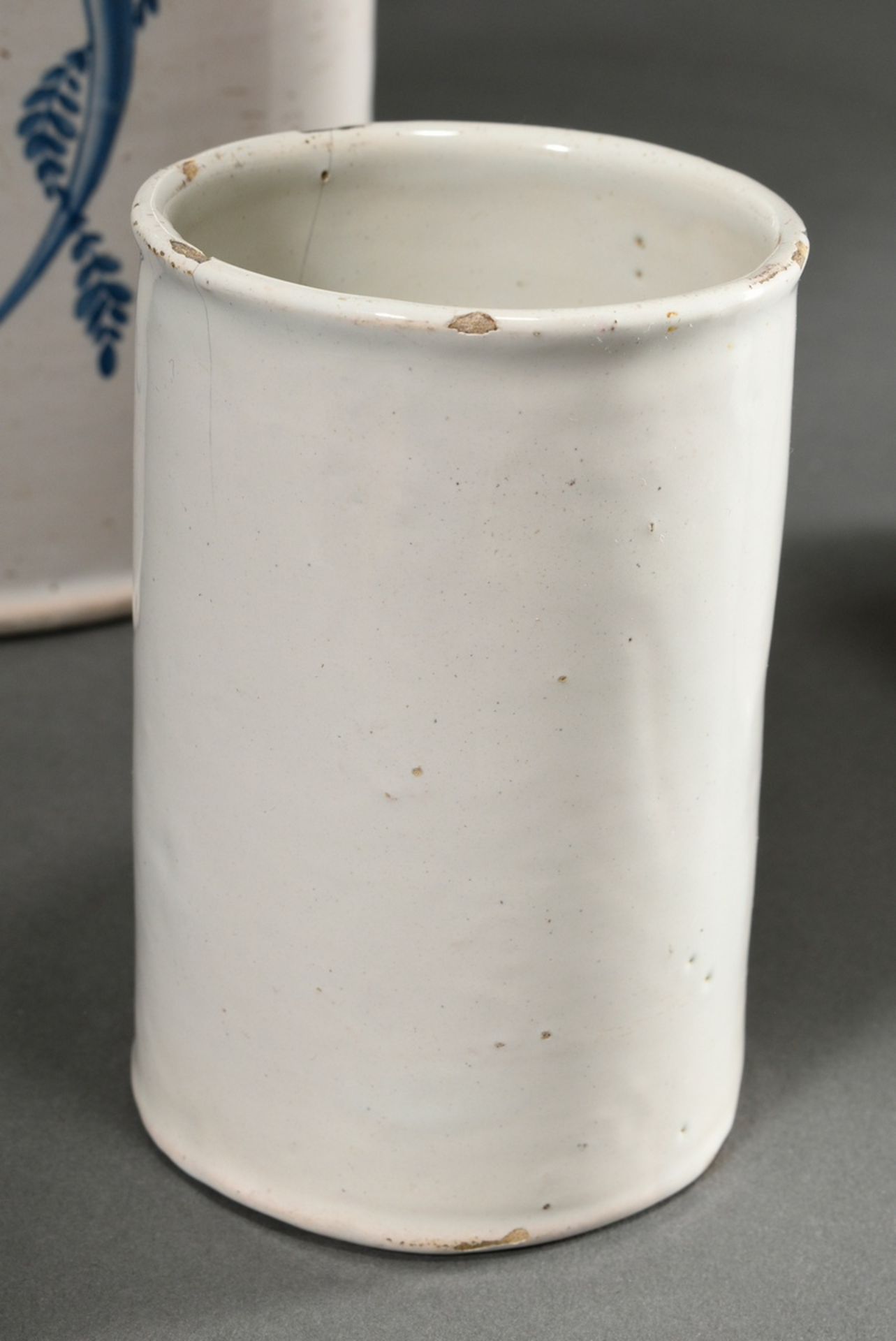 3 Various cylindrical faience pharmacy vessels with blue painted cartouches, c. 1800, 1x with lid,  - Image 3 of 14