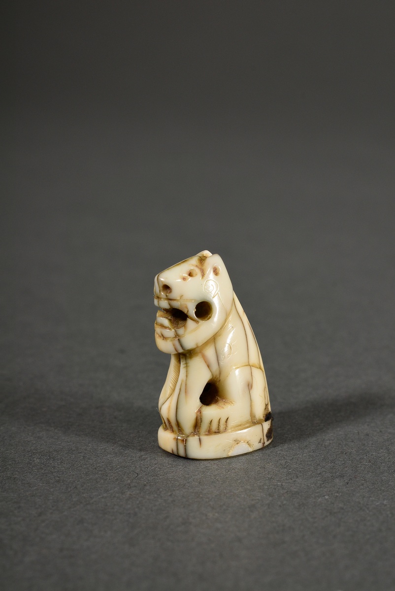 2 Various pieces of stag horn netsuke and animal tooth ojime: ‘Puppy on holey rock’ with inlaid hor - Image 7 of 10