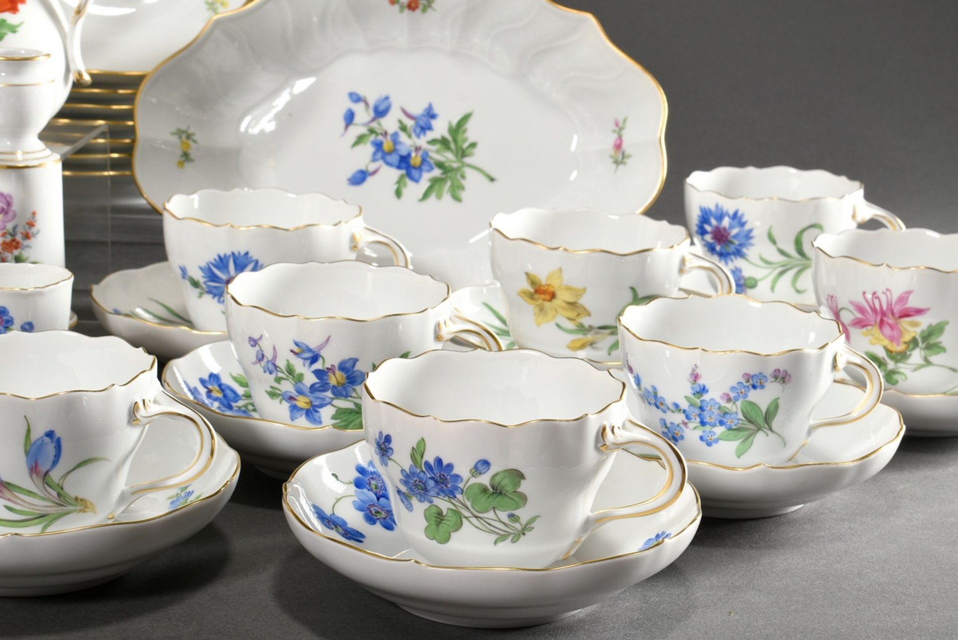 54 Teile Meissen Frühstücksservice "Deutsche Blume", nach 1950, bestehend aus: 1 Kaffeekanne (H. 24 - Bild 5 aus 20