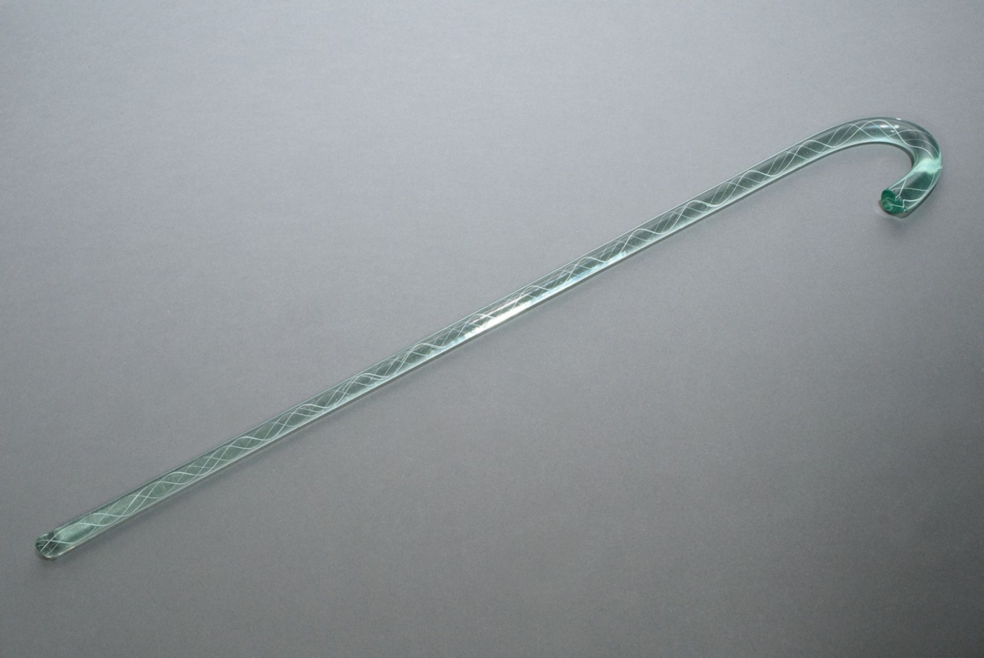 Recruit's cane of pale blue glass with delicate thread, Normandy approx. 1850, l. 87.7cm, slightly  - Image 4 of 4