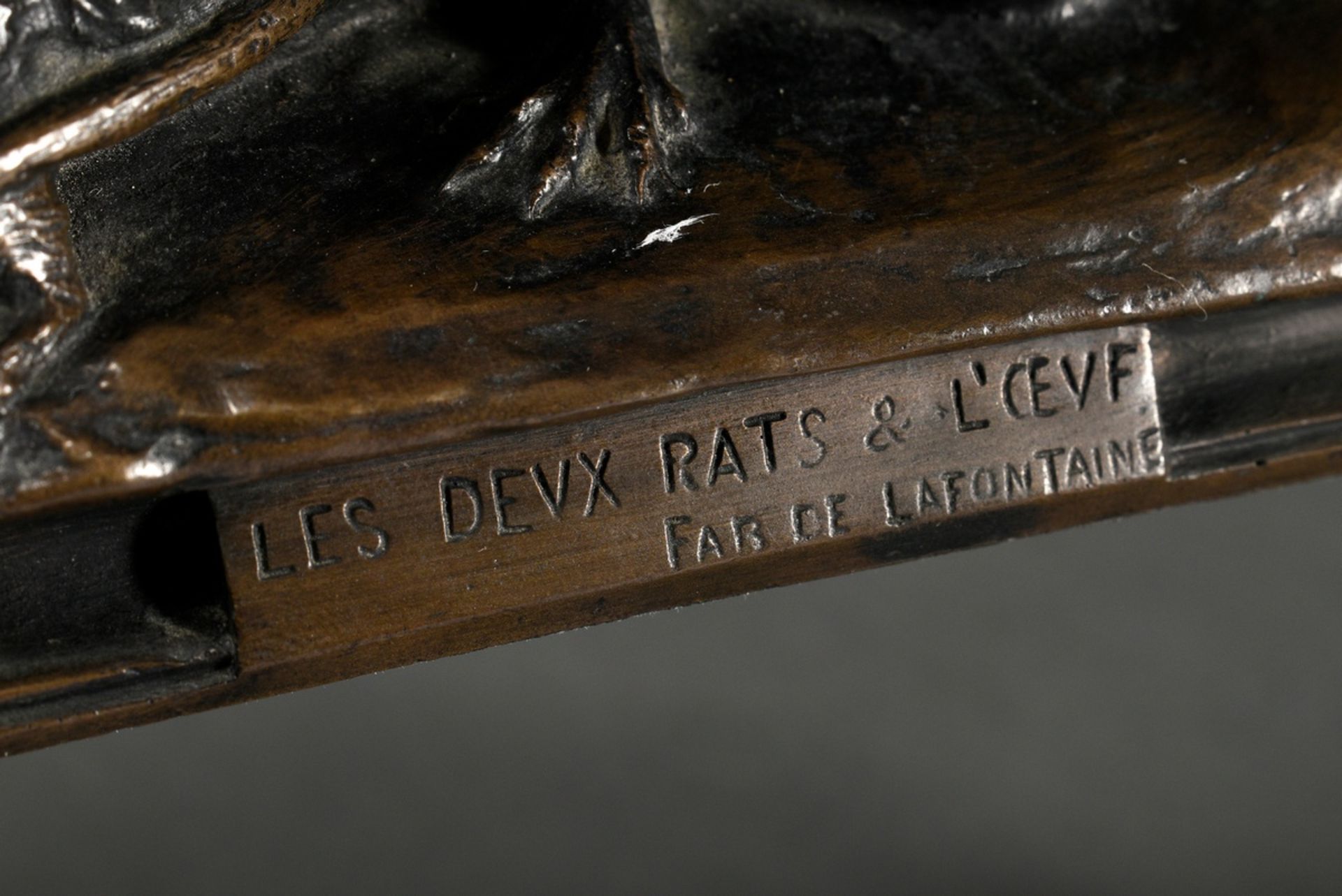 Aigon, Antonin (1837-1885) "Zwei Ratten mit Ei" 1869,  Bronze, vorne bez.: "Les Deux Rats & L'oeuf  - Bild 5 aus 6