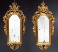 Paar Spiegel Wandblaker mit geschnitzten und vergoldeten Rahmen im Regence Stil, altes Glas, Anfang