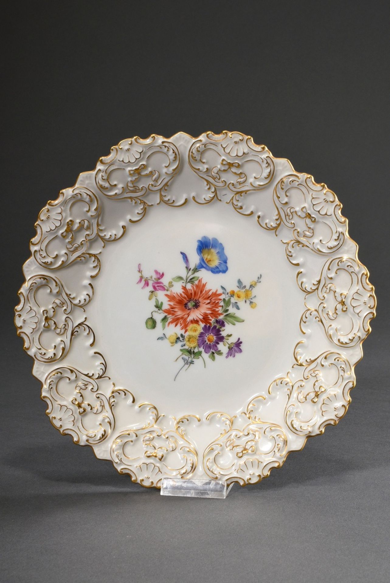 7 Various pieces Meissen "German Flower", 20th c., consisting of: Ornamental plate (Ø 22cm, 2 grind - Image 9 of 11