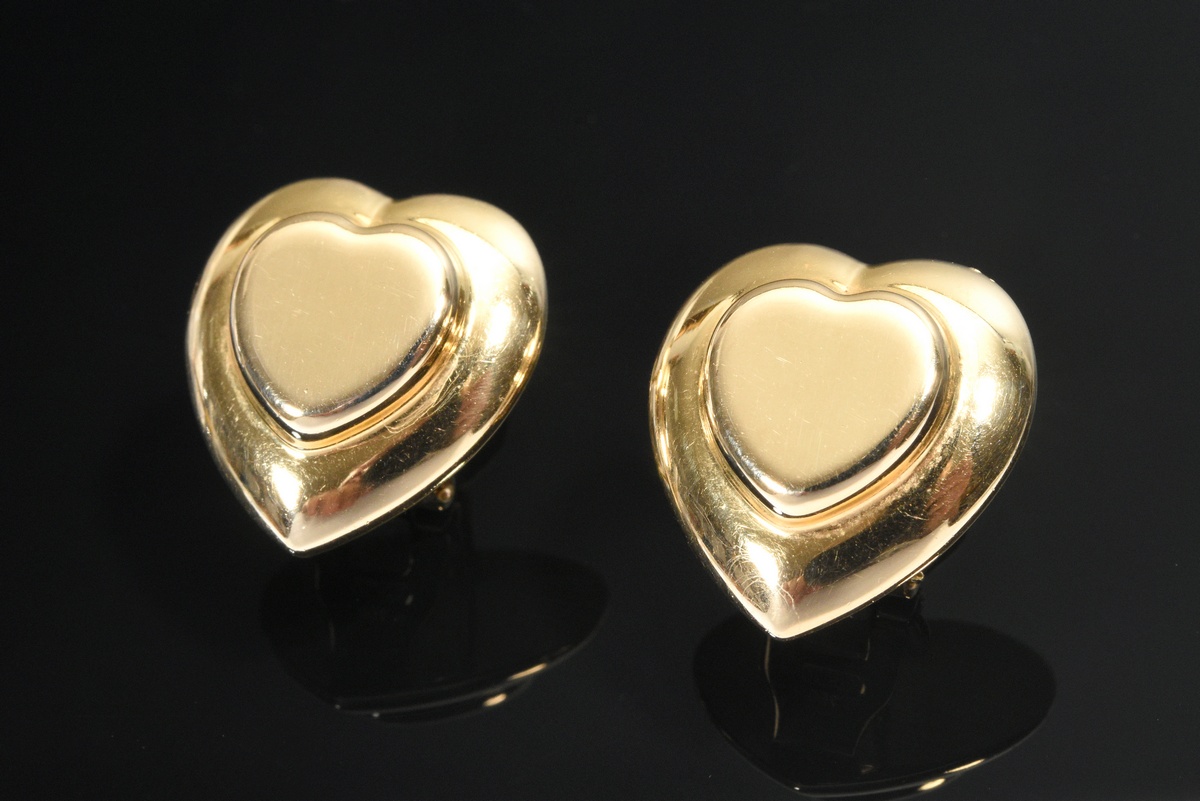 Pair of heart-shaped 750 yellow gold stud earrings with clip prism, 6.8g, 1.9x18mm, signs of use