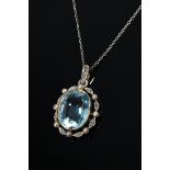 Fine yellow and white gold 585 pendant with aquamarine (approx. 4ct) in a delicate oriental pearl a