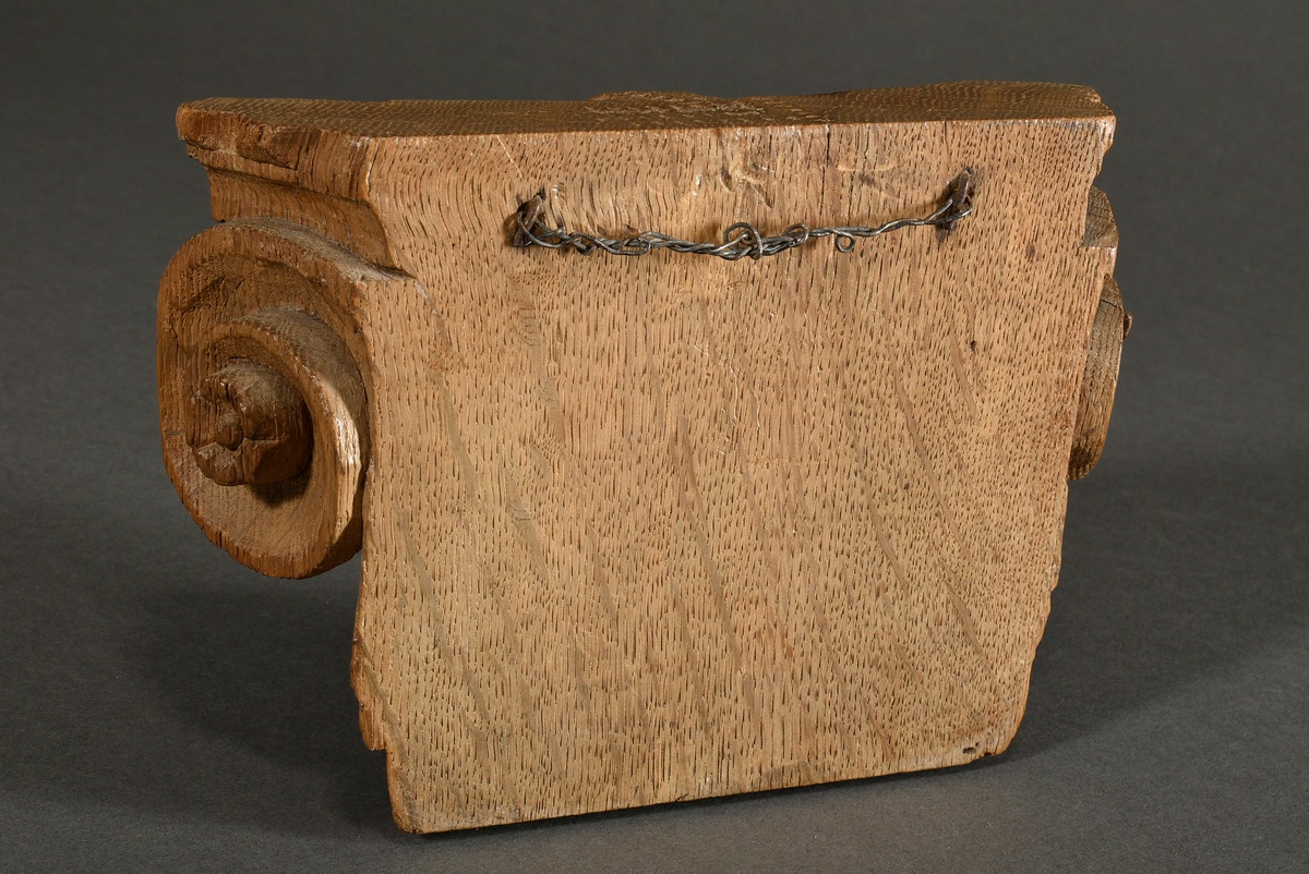 Baroque oak capital with cherub head and fruit and flower garland, 22.5x15x6.5cm, old wormholes - Image 3 of 6