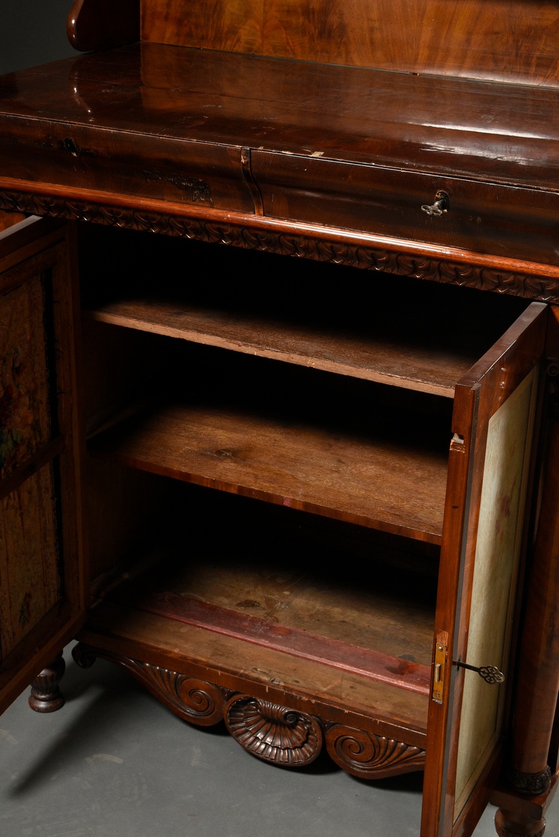 Half-height Biedermeier display cabinet with shelf attachment and full side columns, shell and fan  - Image 12 of 12