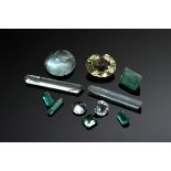 Mixed lot of various unmounted gemstones in different cuts and shapes: Aquamarines (together approx