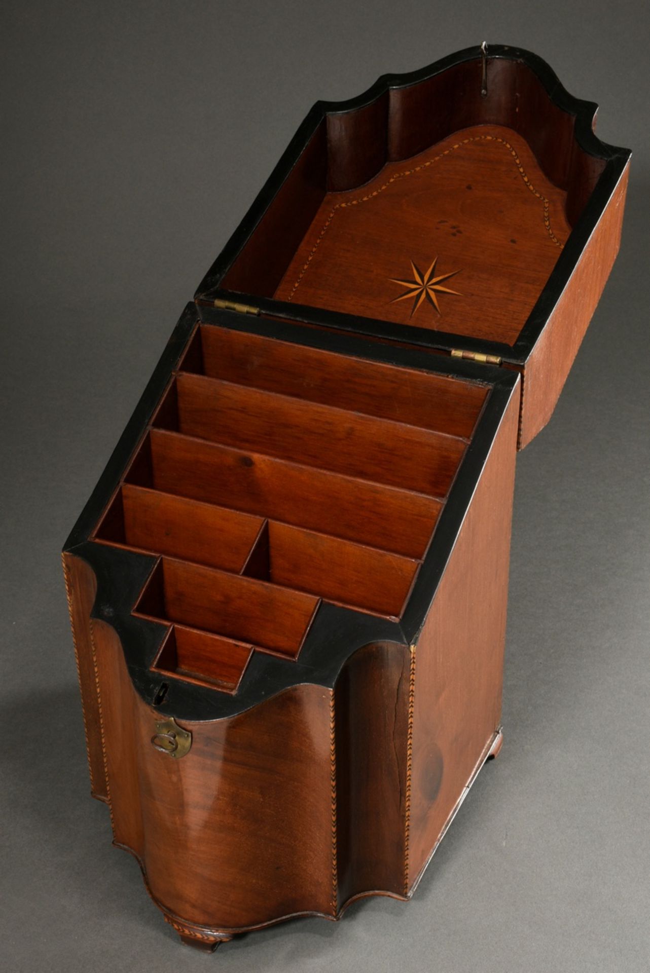 Englische Mahagoni Letterbox mit feinen Stern- und Bandintarsien, Interieur mit 7 Fächern, Anfang 1 - Bild 4 aus 6