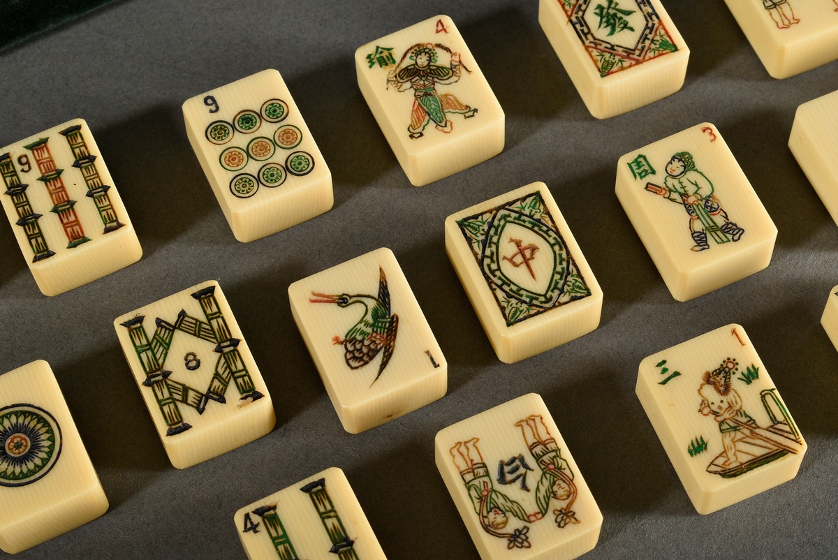 Mahjong game in velvet-lined leather case with bamboo-bakelite tiles, sticks and dice, complete, ea - Image 4 of 7