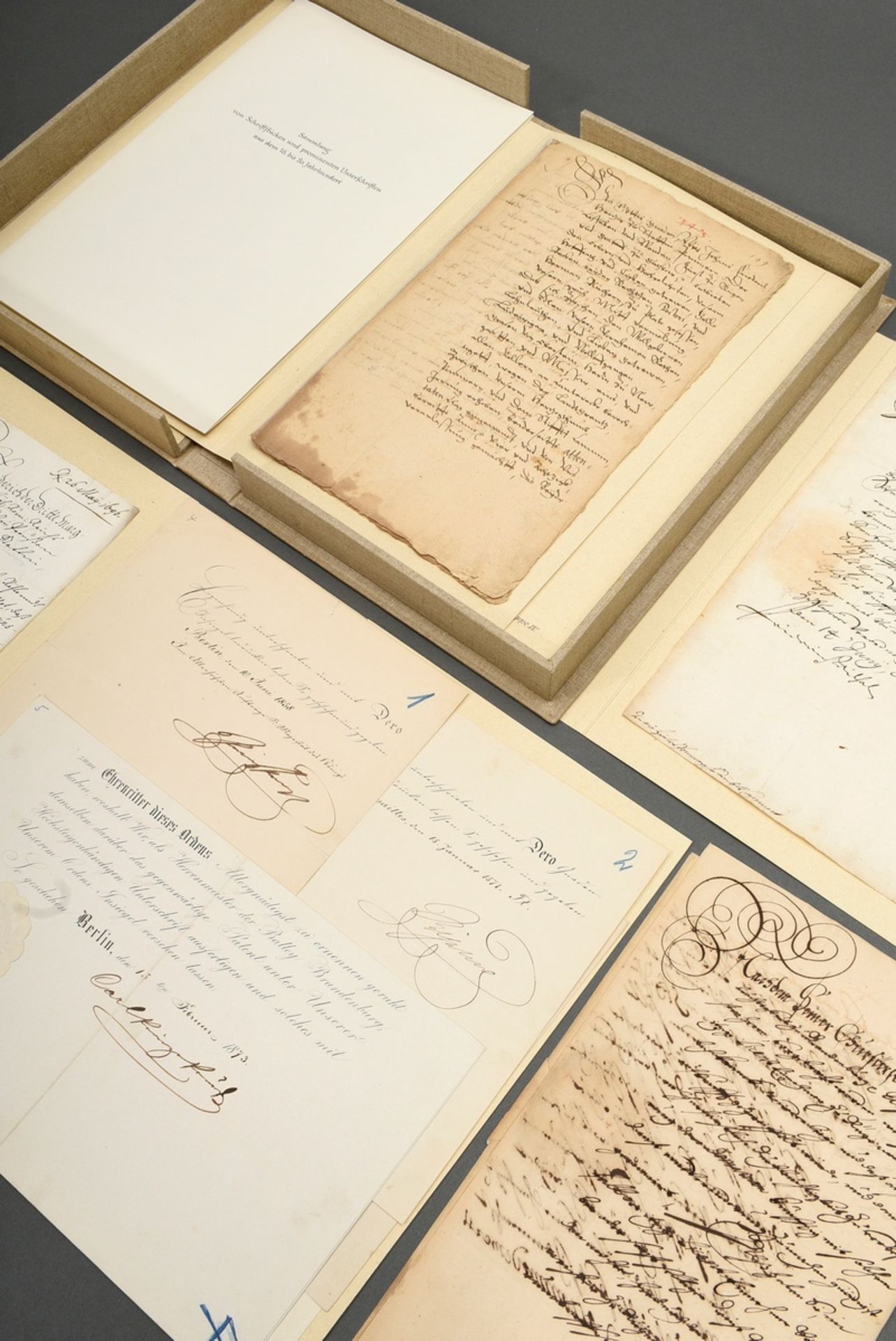Sammlung von 40 preußischen Schriftstücken und prominenten Unterschriften aus dem 16.-20.Jh., u.a.: