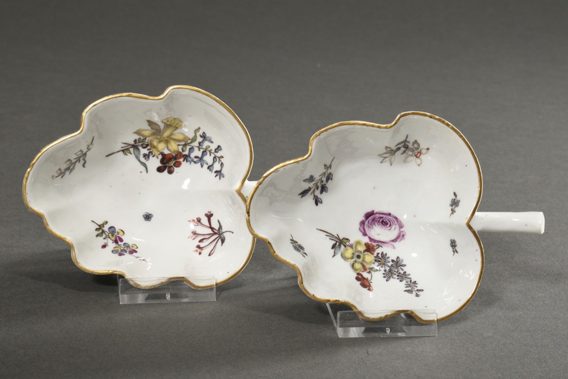 4 Pieces Meissen with polychrome "woodcut flowers" painting, 18th c.: 2 leaf bowls (12x9cm, 1x rest - Image 5 of 7