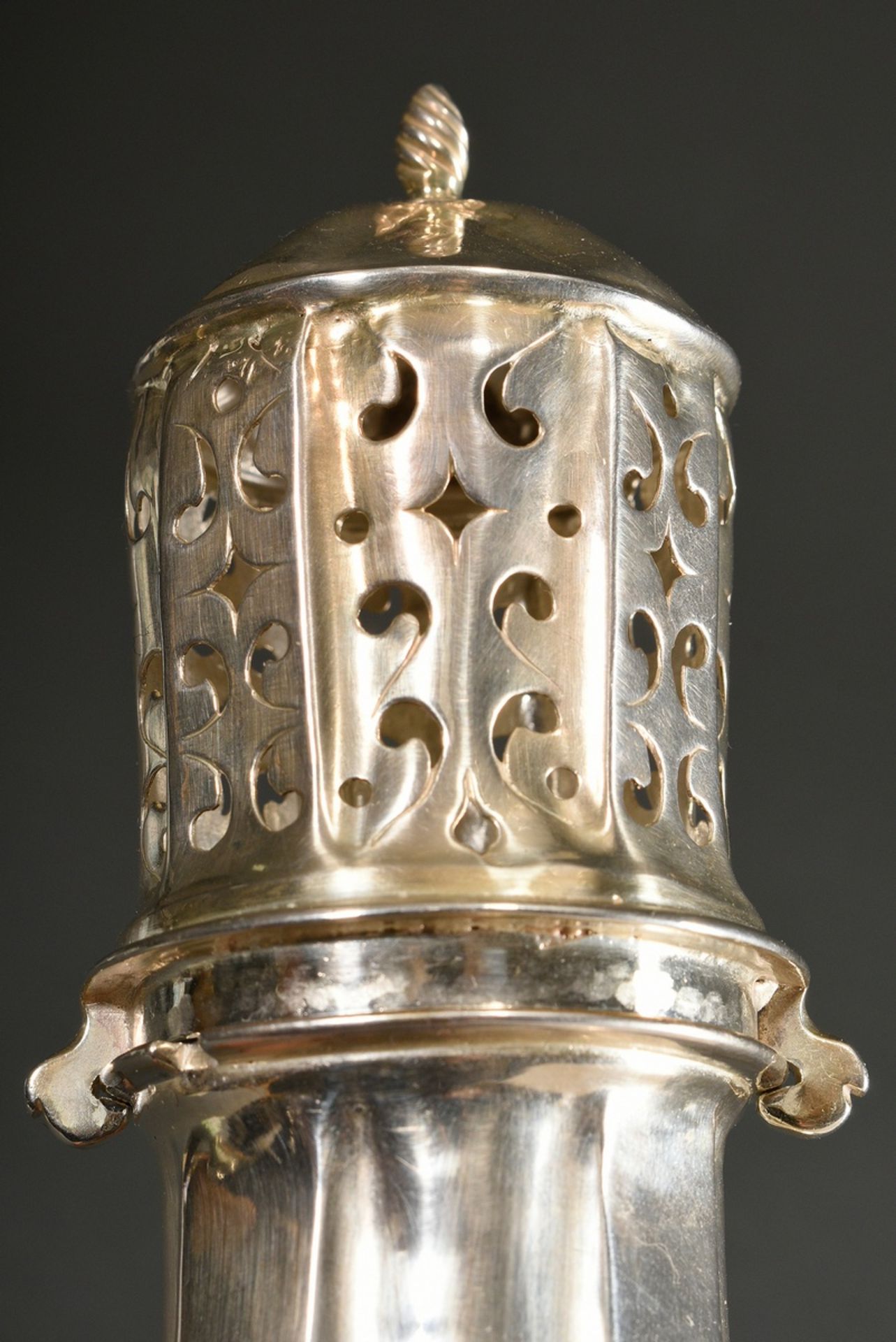 Baroque sugar shaker in baluster form with straight lines on a domed foot, cylindrical lid with orn - Image 2 of 5