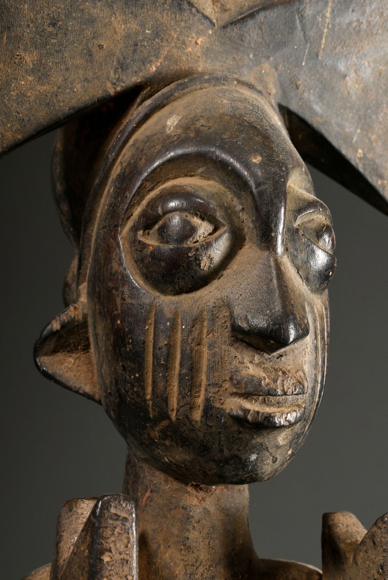 "Shango" Stab aus einer bekannten Werkstatt der Yoruba, West Afrika/ Nigeria, 1. Hälfte 20.Jh., sch - Bild 11 aus 12