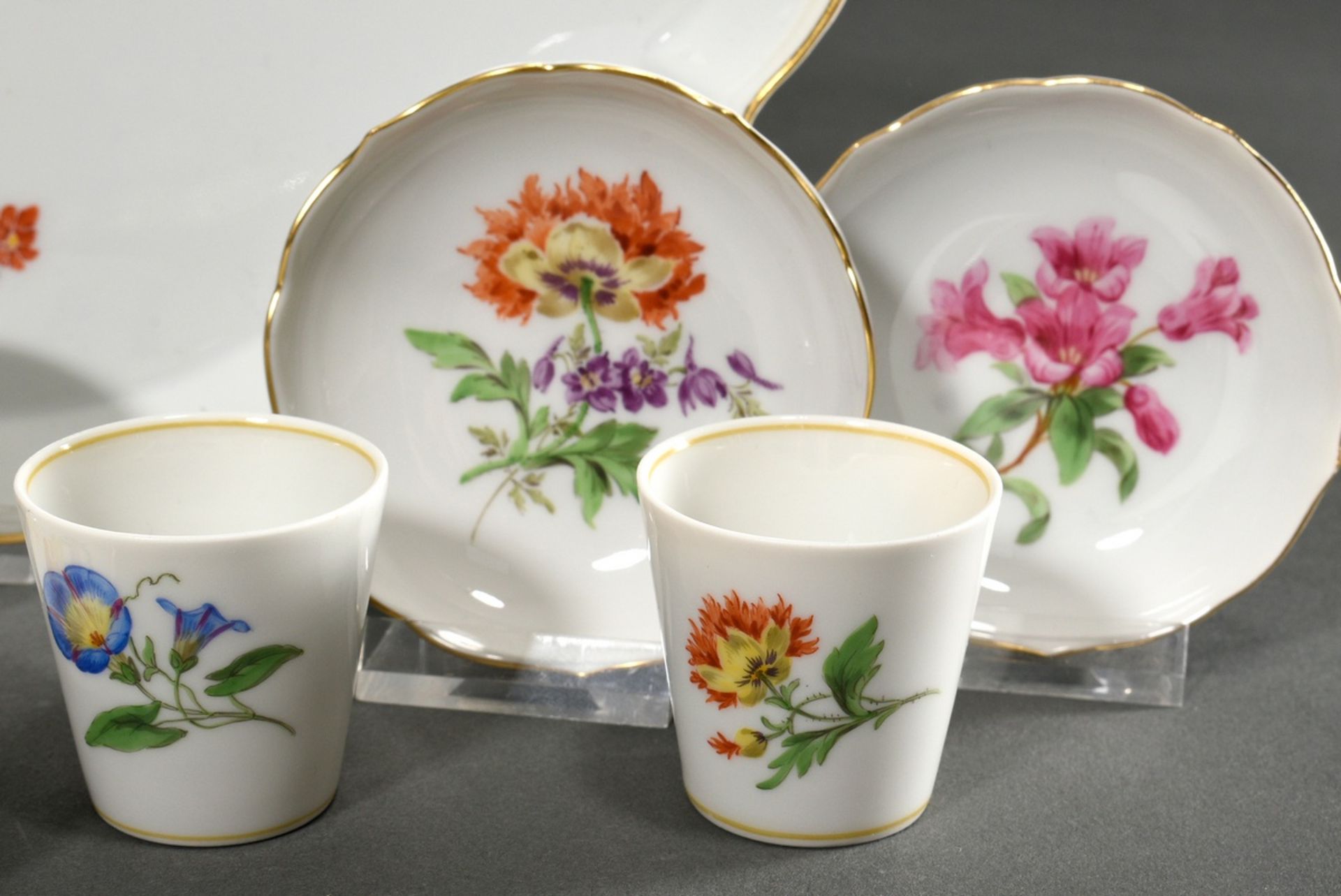 11 Various pieces Meissen "German Flower" with gold staffage and yellow rim (war painting), 1924-19 - Image 3 of 6