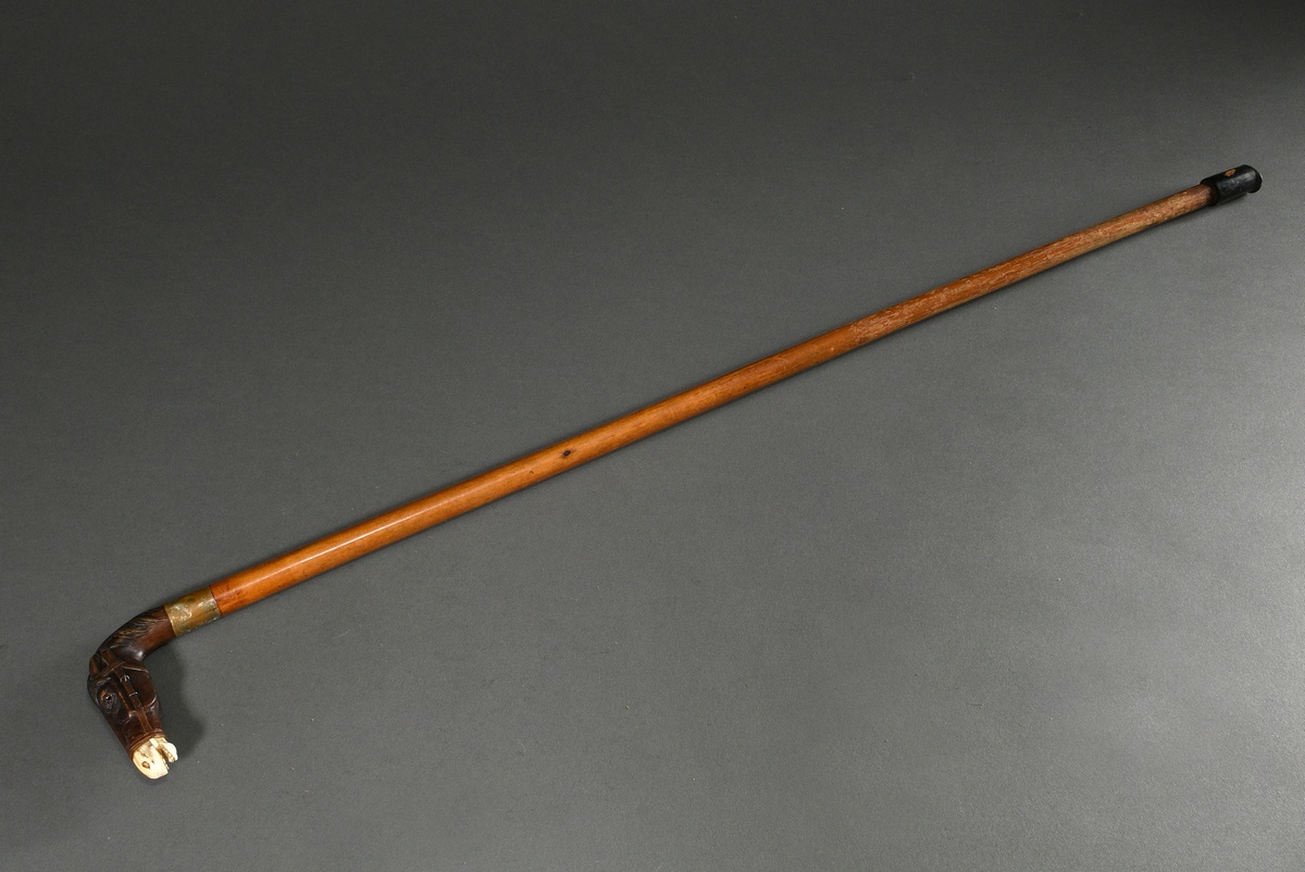 Walking stick with finely carved crutch ‘horse head’, boxwood with glass eyes and ivory mouth, bras - Image 6 of 7