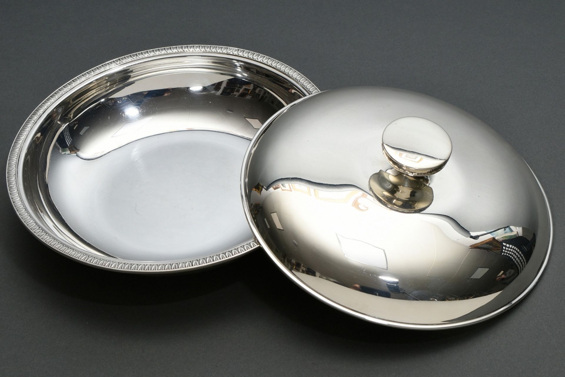 11 Pieces of silverware with classic leaf rim, consisting of: 10 Wilkens place plates (Ø 28cm, silv - Image 8 of 8