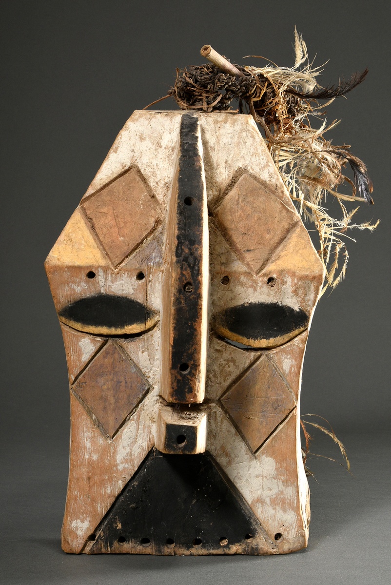 Small and rare Kifwebe mask of the Luba, Central Africa/ Congo (DRC), wood with traces of kaolin an - Image 3 of 15