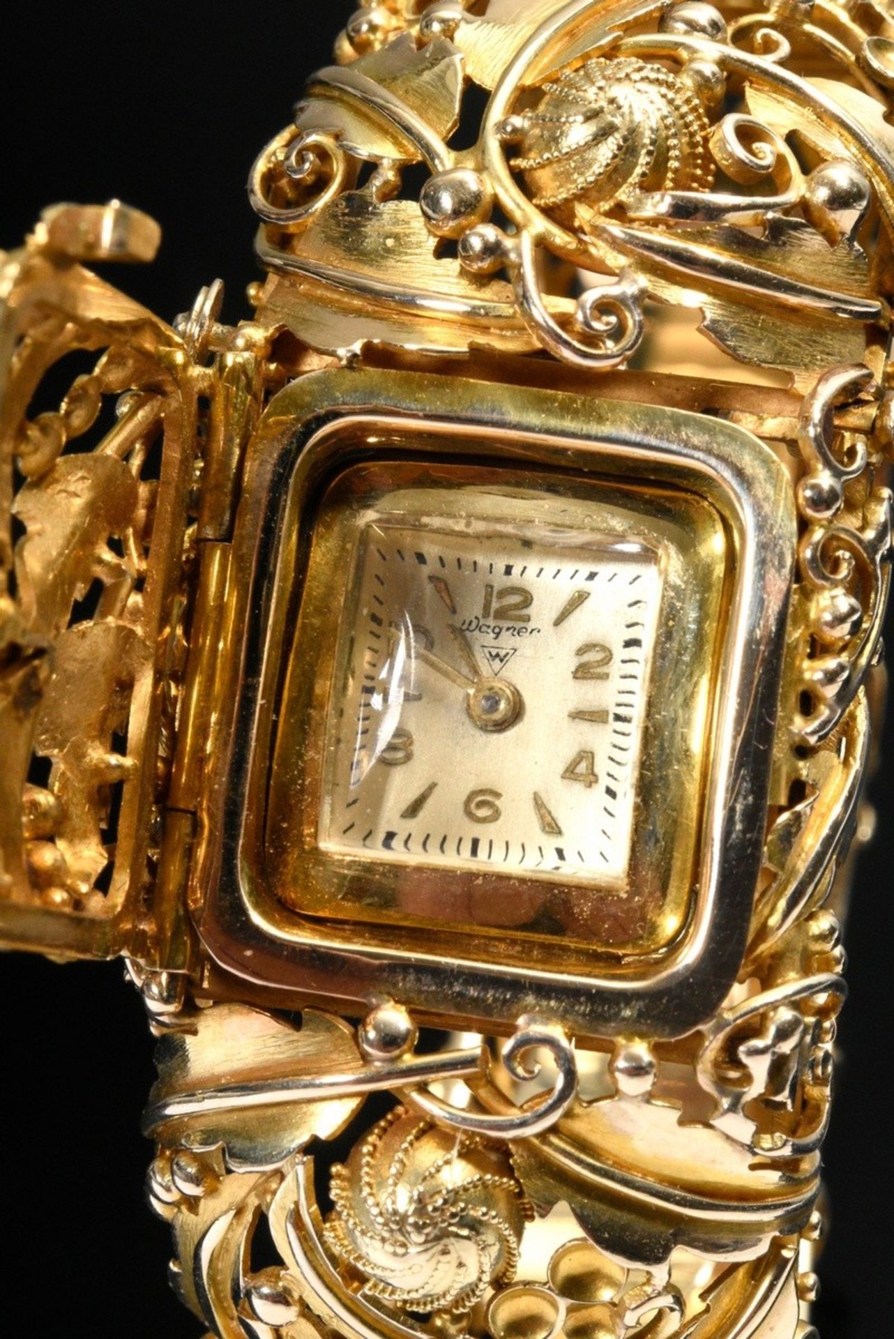 Ovale Gelbgold 585 Armspange mit versteckter Wagner Uhr unter Klappdeckel, allseitige Blatt- und Bl - Bild 3 aus 6