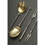 4 Various pieces of historicism cutlery: pair of meat forks with cylindrical handle and 2 pieces of