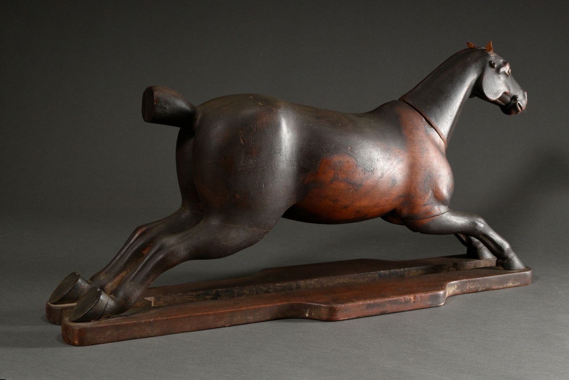 Zeichenmodell "Galoppierendes Pferd", Holz gefasst mit Leder Ohren und Resten der Trense, 19.Jh., 4 - Bild 13 aus 20