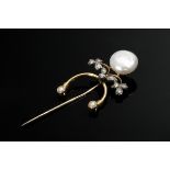 Yellow gold 800/585/750 needle with bouton pearl and 2 small river pearls as well as antique floral