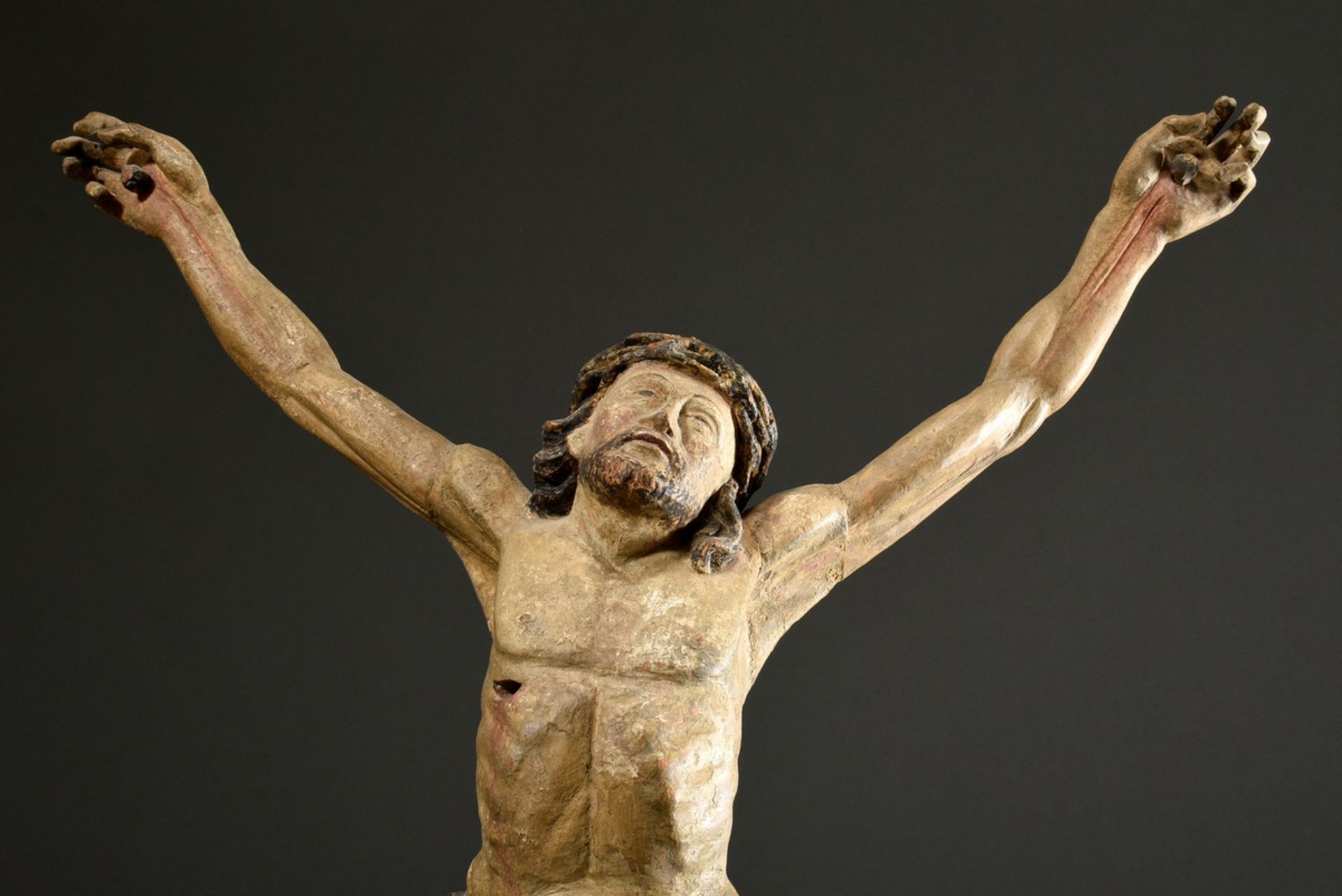 Geschnitzter Corpus Christi im 3-Nagel-Typus mit weit nach oben gestreckten Armen und nach hinten g - Bild 5 aus 10