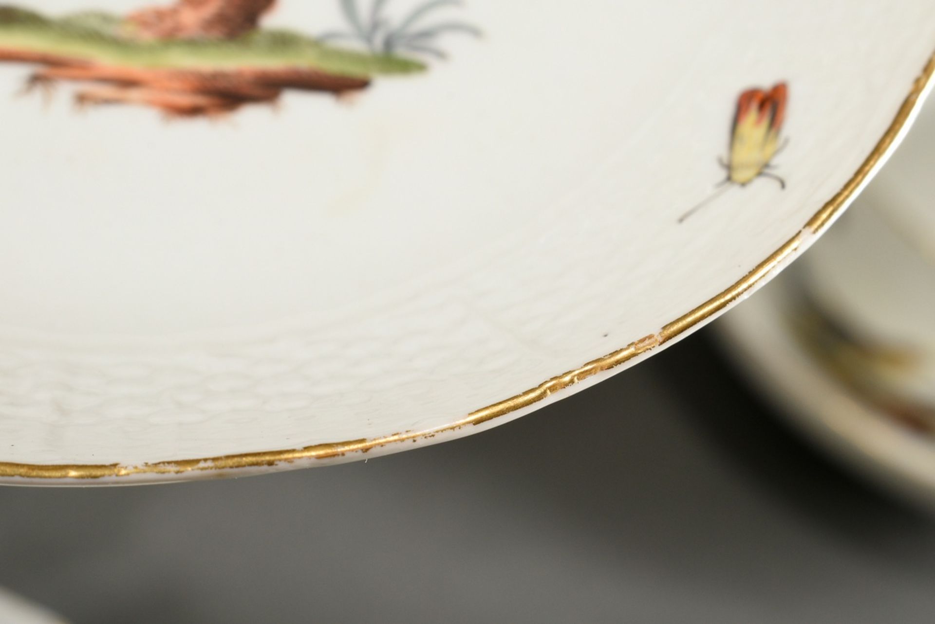 21 Teile Meissen Service mit polychromer „Vogel und Insekten“ Malerei auf Ozier Relief, um 1750, be - Bild 13 aus 27