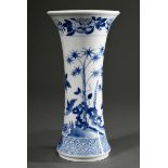 Meissen stick vase with blue painting decoration, 2nd half 20th c., h. 25,5cm, 2 grinding marks
