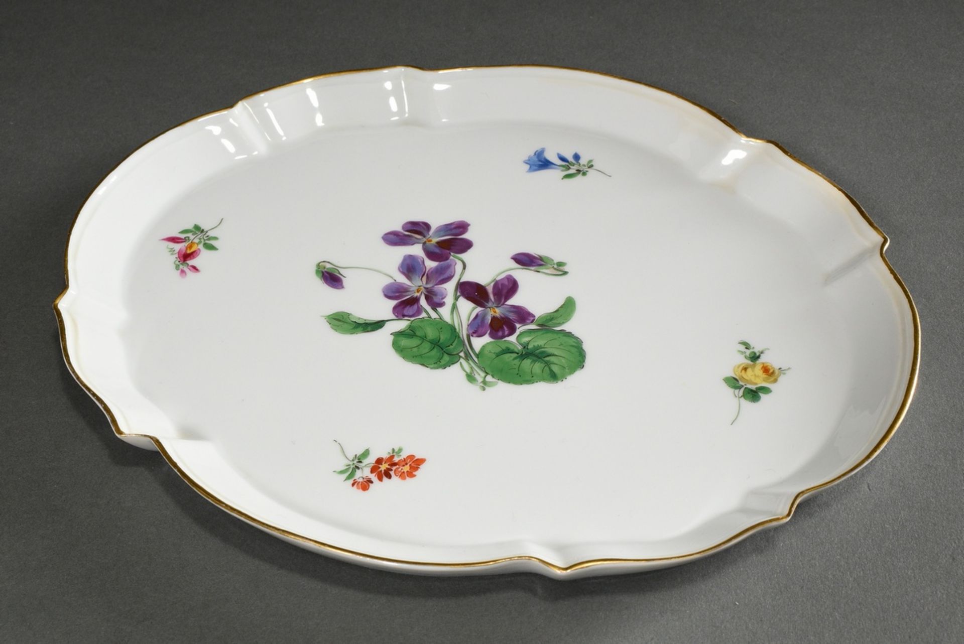 11 Various pieces Meissen "German Flower" with gold staffage and yellow rim (war painting), 1924-19 - Image 4 of 6