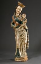 Bäuerliche "Muttergottes mit Kind" im spätgotischem Stil, auf oktogonaler Basis stehende Madonna mi