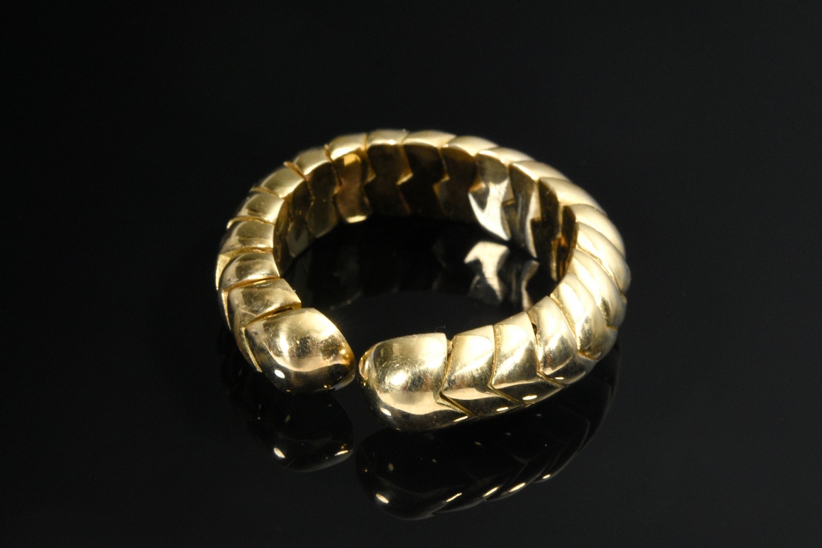 Modern yellow gold 750 tension ring in herringbone pattern, metal bar inside, Italy, 10g, size 54 - Image 3 of 3
