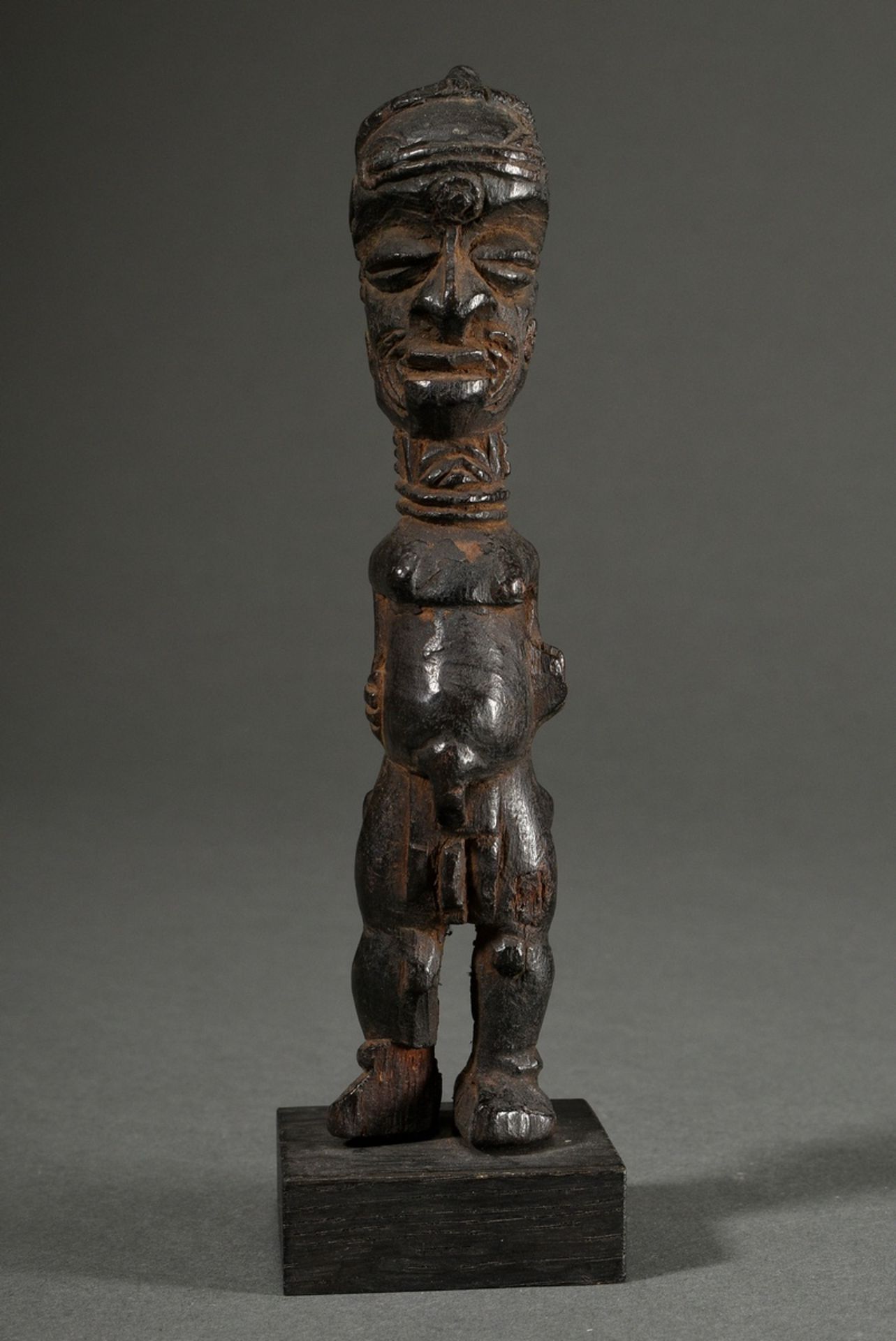 Ancient figure of Lulua, Central Africa/ Congo (DRC), early 20th c., wood, head, face and coiffure  - Image 3 of 10