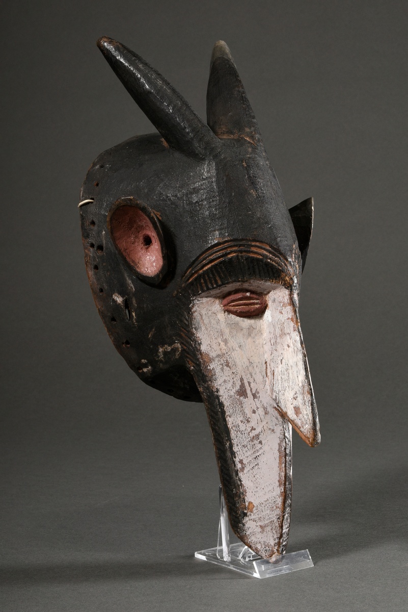 Ula Onu mask, Nigeria/ West Africa, probably 19th c., wood with periodically refreshed paint and ho - Image 9 of 15