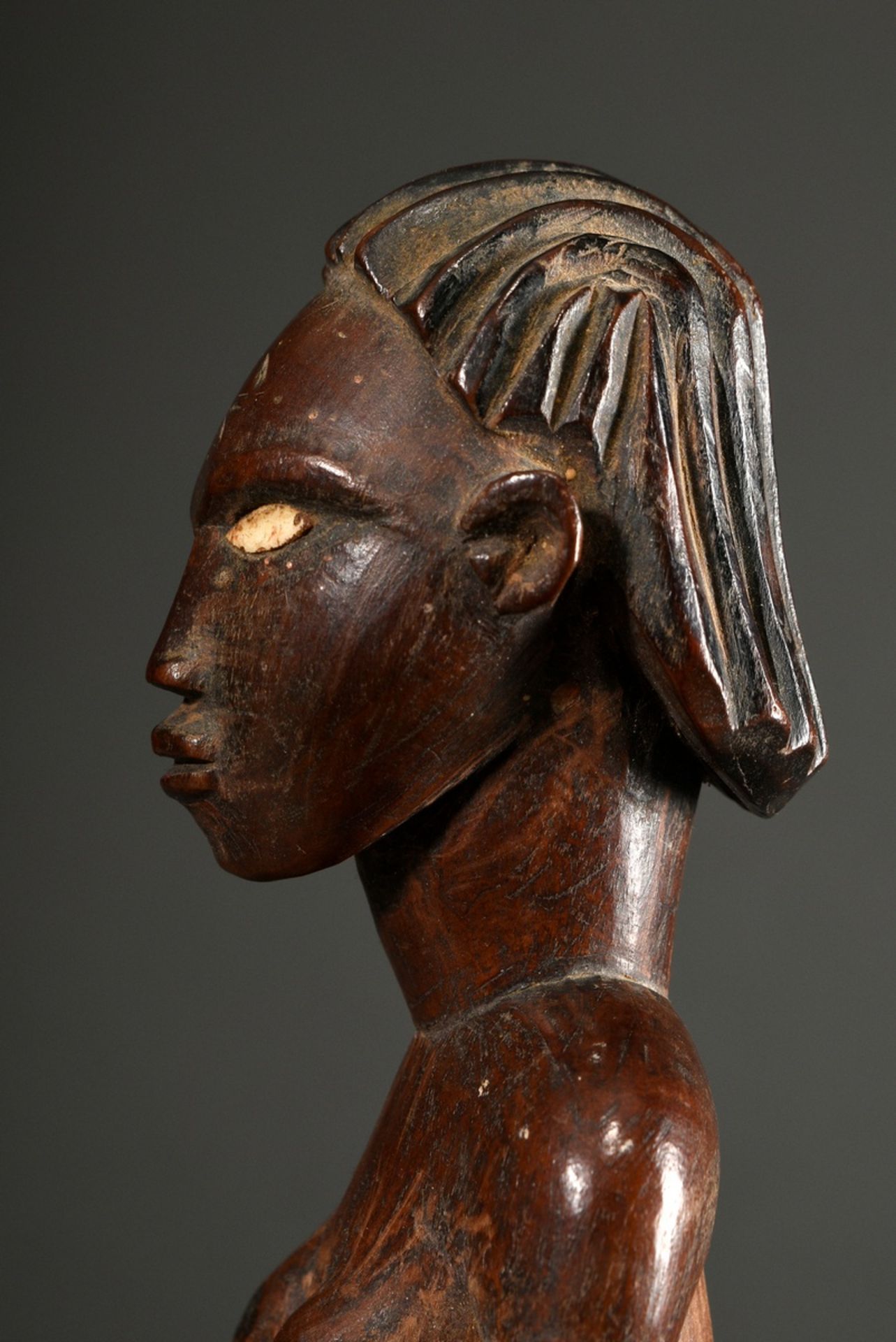 Figure of Bembe in Kingwe style (acc. Rahoul Lehuard), Central Africa/ Congo (DRC), wood with paint - Image 9 of 10