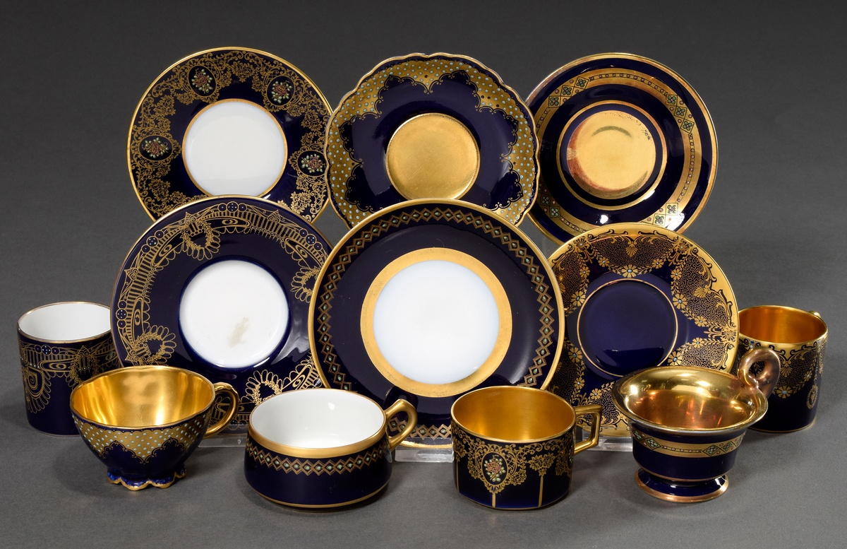 6 Various moch cups/saucers with different ornamental and floral gold decorations as well as turquo