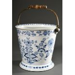 Large Meissen water bucket "Onion pattern" with brass handle and wooden handle, model no.: G192, bo