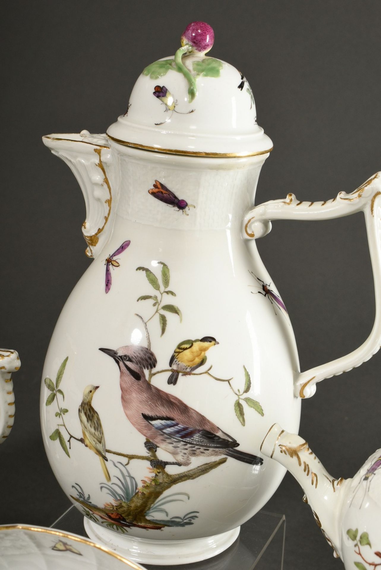 21 Teile Meissen Service mit polychromer „Vogel und Insekten“ Malerei auf Ozier Relief, um 1750, be - Bild 7 aus 27