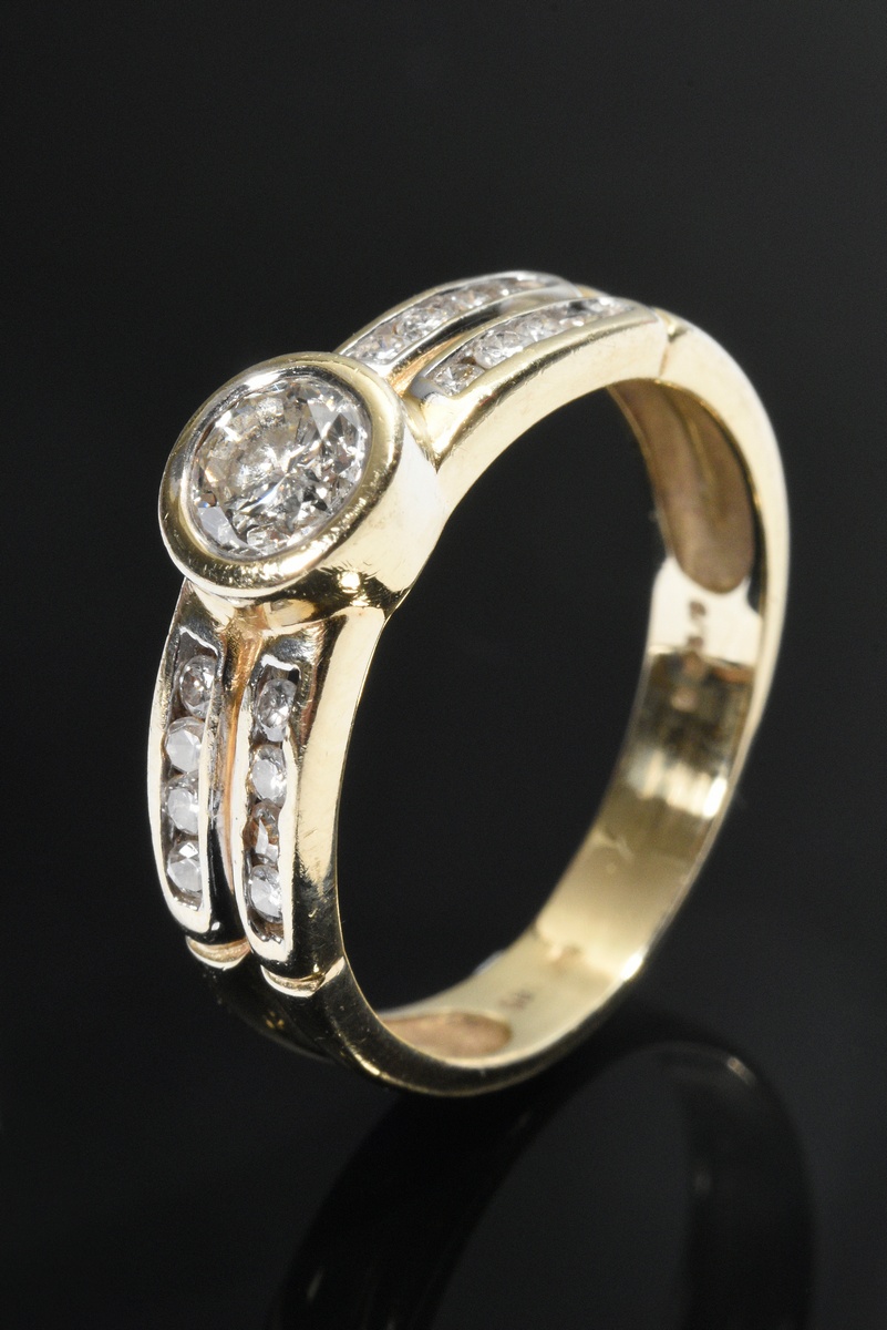 Gelbgold 585 Ring mit Brillanten (zus. ca. 0.75ct/Mittelstein P2, kleiner Besatz P1-2/W-TCR), 4g, G