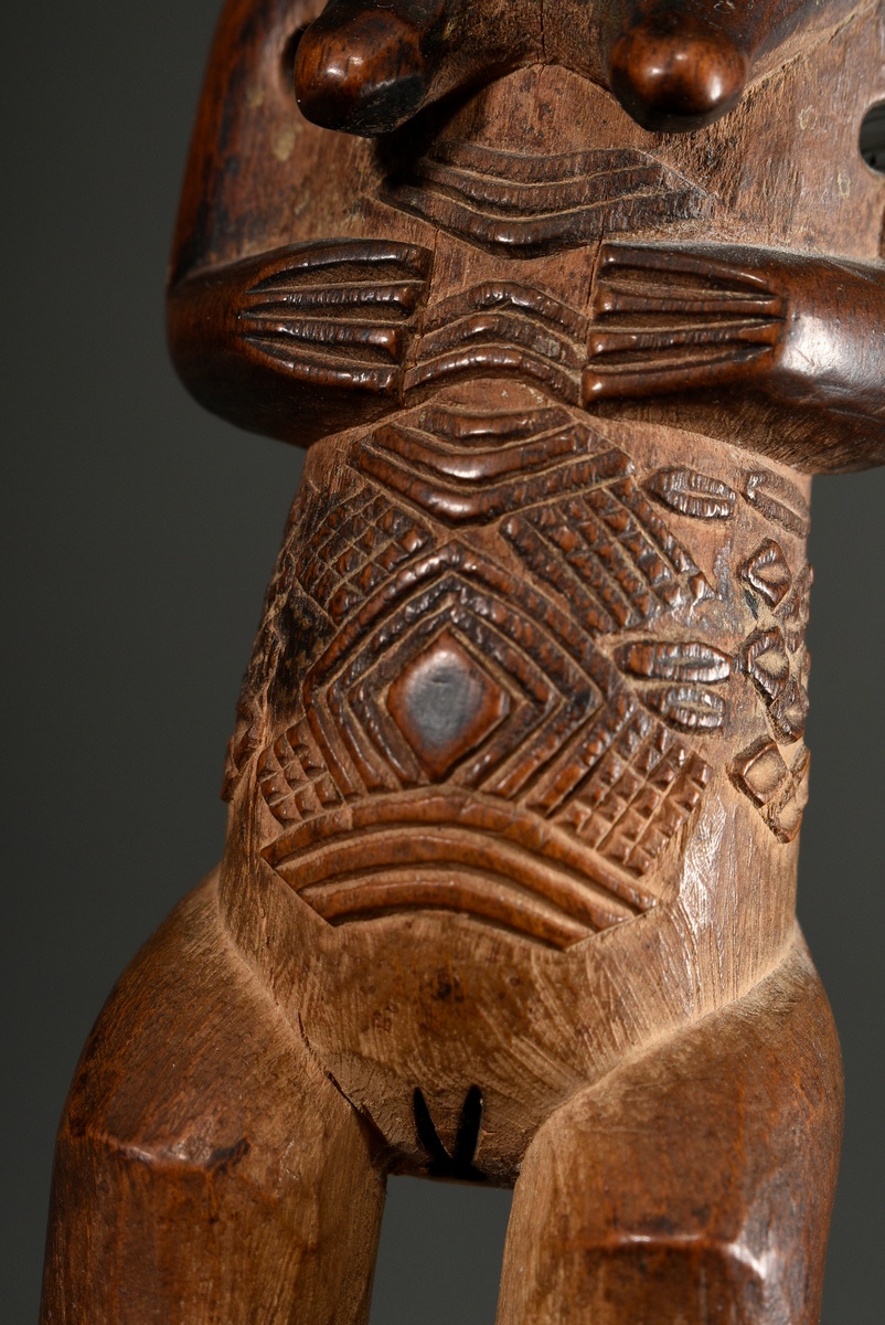 Female figure of the Bembe, so-called "Mukuya", Central Africa/ Congo (DRC), 1st half 20th c., wood - Image 7 of 8