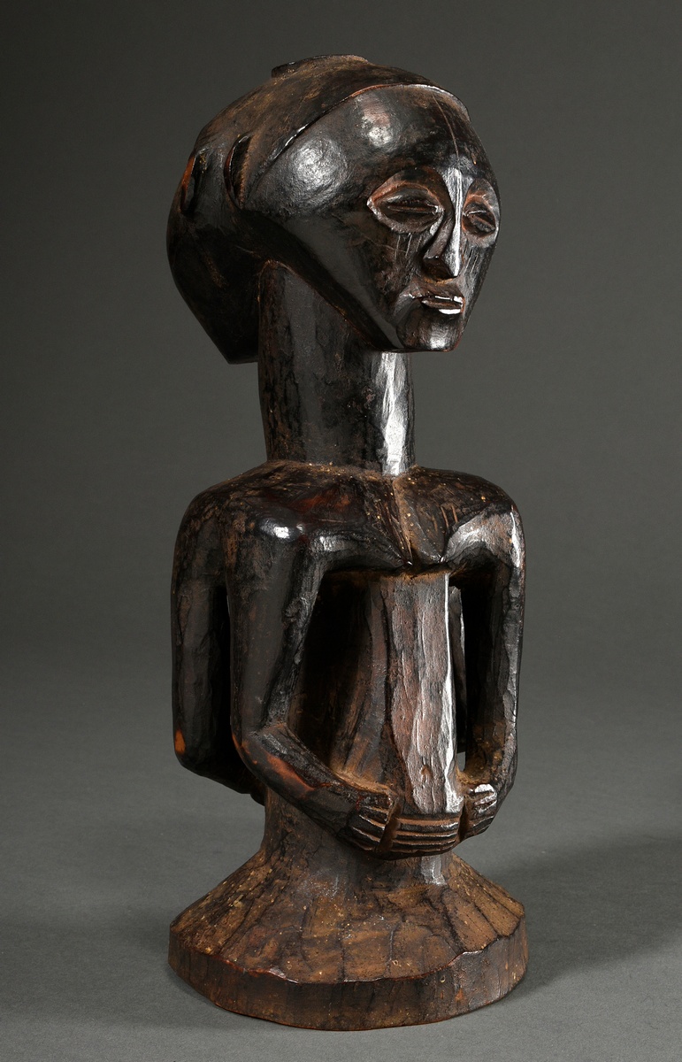 Figure of the Hemba, so-called "Kabeja Makua", Central Africa/ Congo (DRC), early 20th c., wood, ja